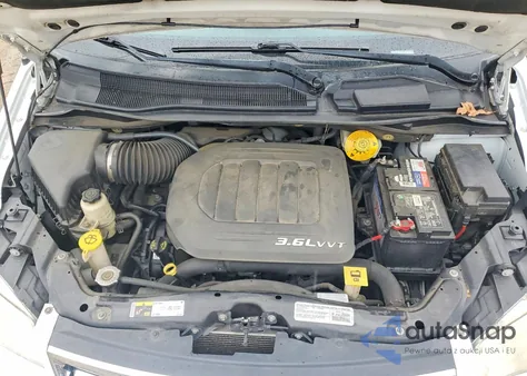 2014 Chrysler Town & Country Touring from USA, damaged, VIN 2C4RC1BG4ER268741